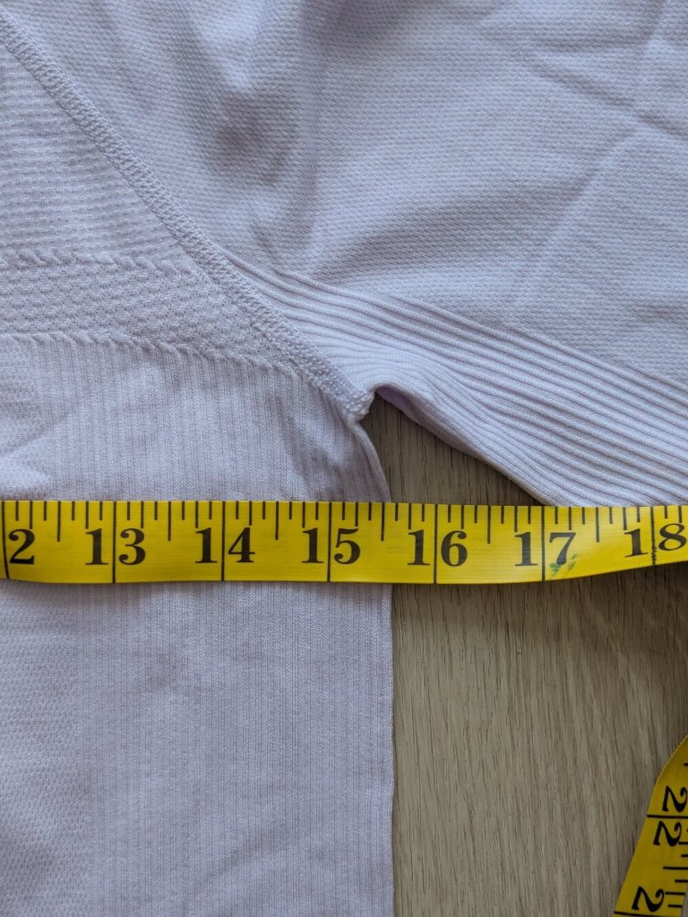 NWOT Lorna Jane long sleeve, seamless, exercise top Size S - Picture 9 of 11